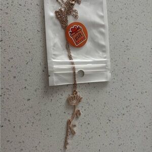 Rose Gold Rose Love Necklace
